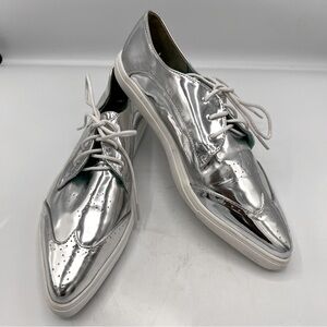 Mark. Pointed Tor Silver Lace-Up Shoes